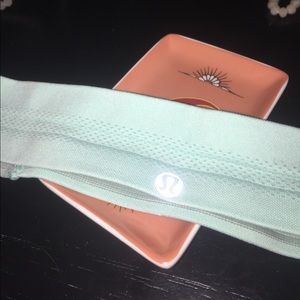 BRAND NEW LULULEMON HEADBAND