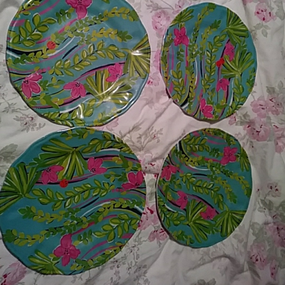 4 Lilly pulitzer melamine plates