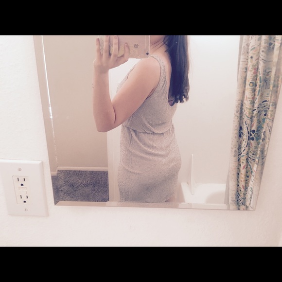 Beautiful Alice+Olivia - Picture 5 of 6