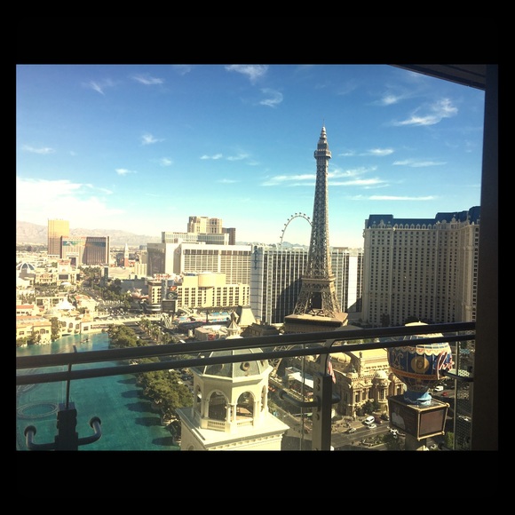 Meet your Posher, Angie - Picture 2 of 3