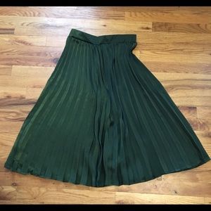 Shimmer Green Charlotte Russe Pleated Midi Skirt