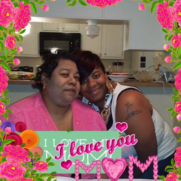 Meet your Posher, Dominique - Picture 1 of 1