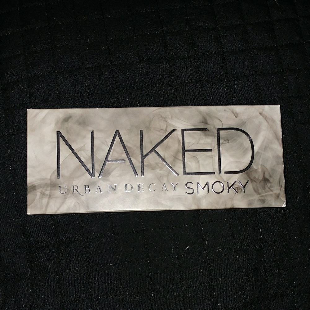 Urban Decay Smoky Palette