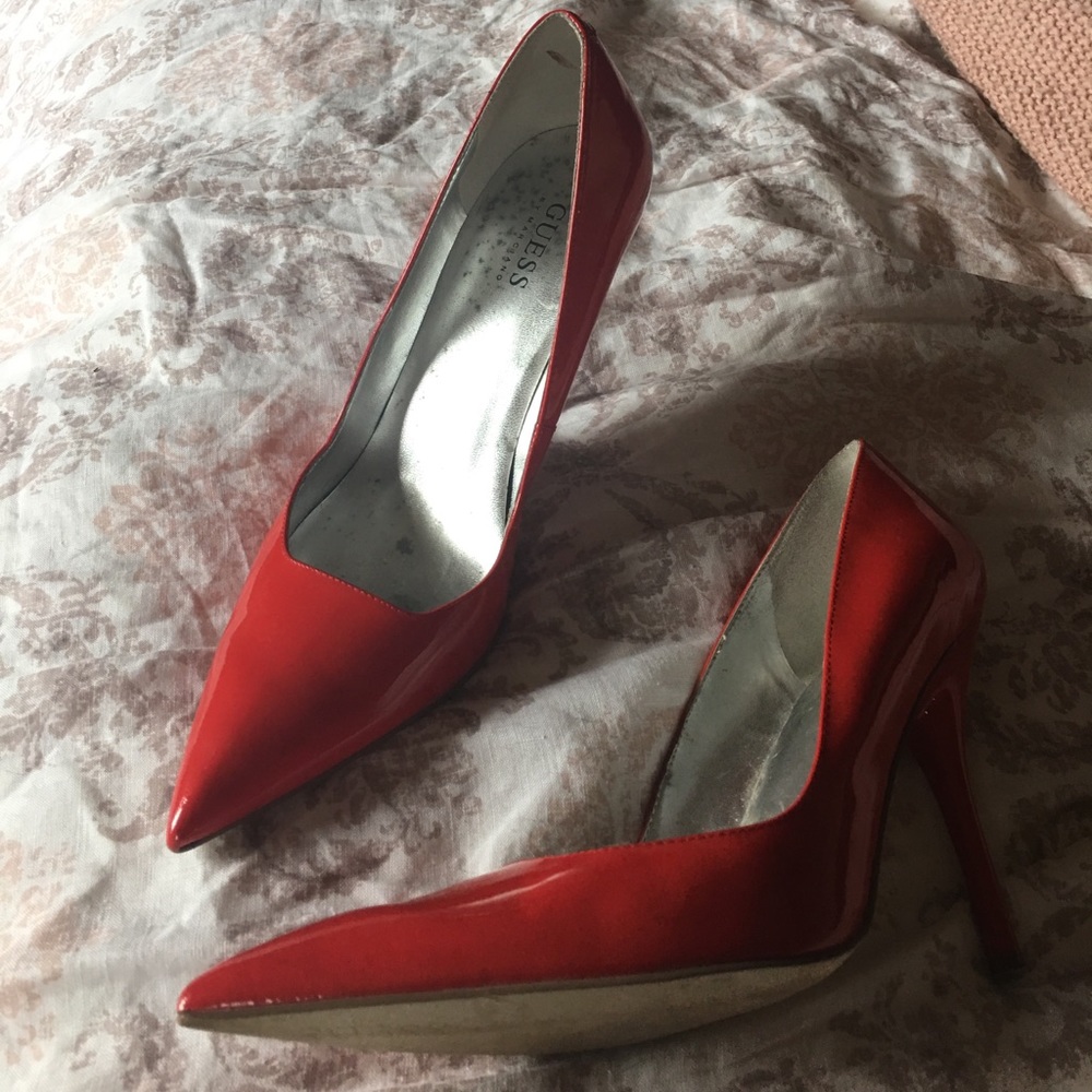 Guess Red Patent Leather Pointy-Toed Stilettoes