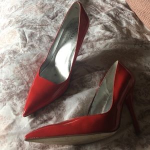 Guess Red Patent Leather Pointy-Toed Stilettoes