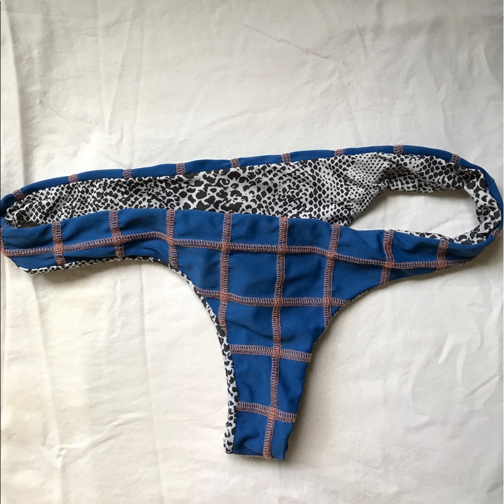 Acacia Peahi Stitch Sandys