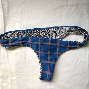 Acacia Peahi Stitch Sandys