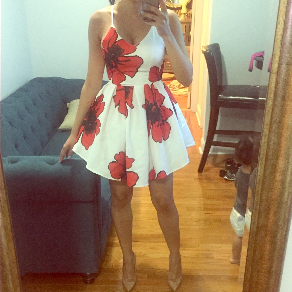 Beautiful dress!