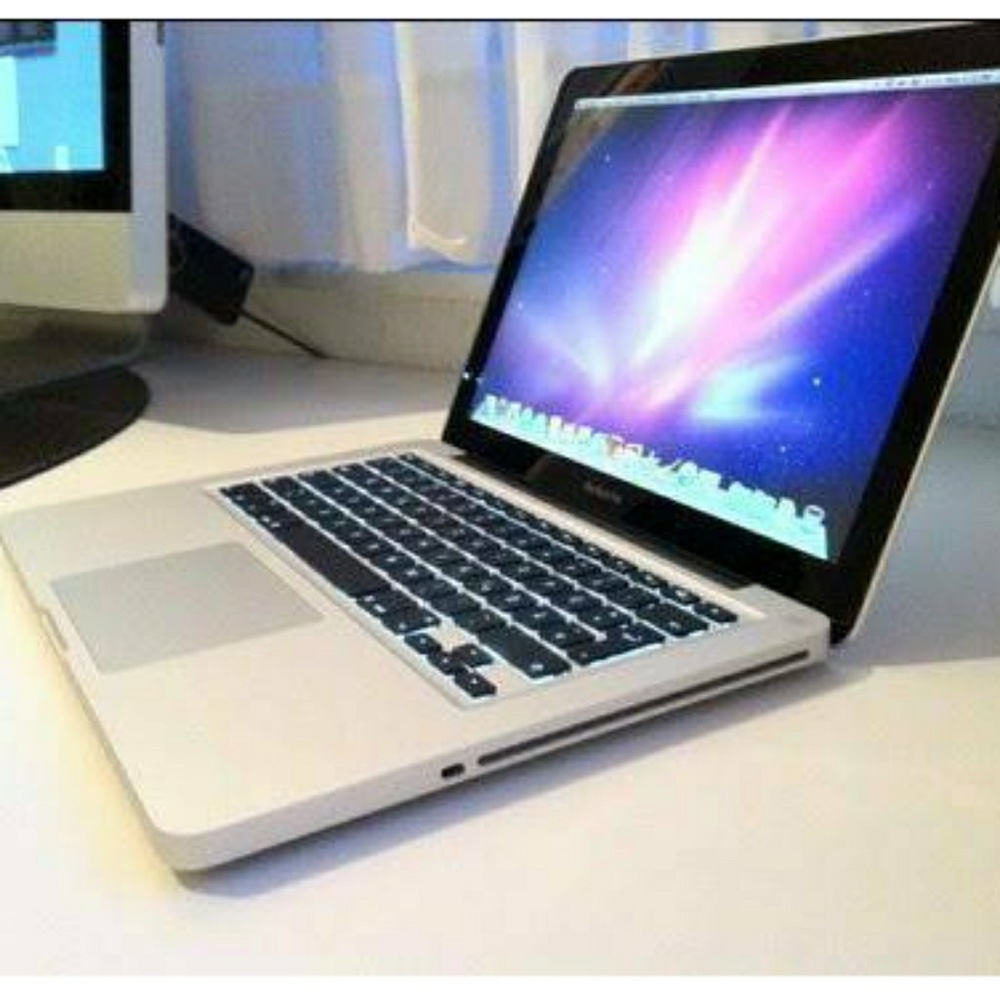 Macbook Pro late 2011 8gb Ram 500 Gb