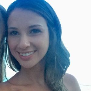 Meet your Posher, Carley