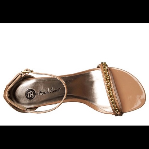 Nude Patent PU single strap with gold chain - Picture 4 of 5