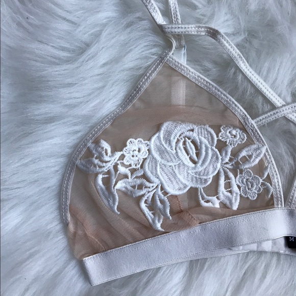 🔥MOVING SALE🔥Lace Mesh Floral Bralette - Picture 7 of 7