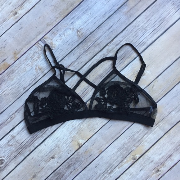 LAST ONE ll Black Lace Mesh Floral Bralette - Picture 2 of 7