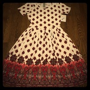 Paisley Medallion Dipped Amelia Medium