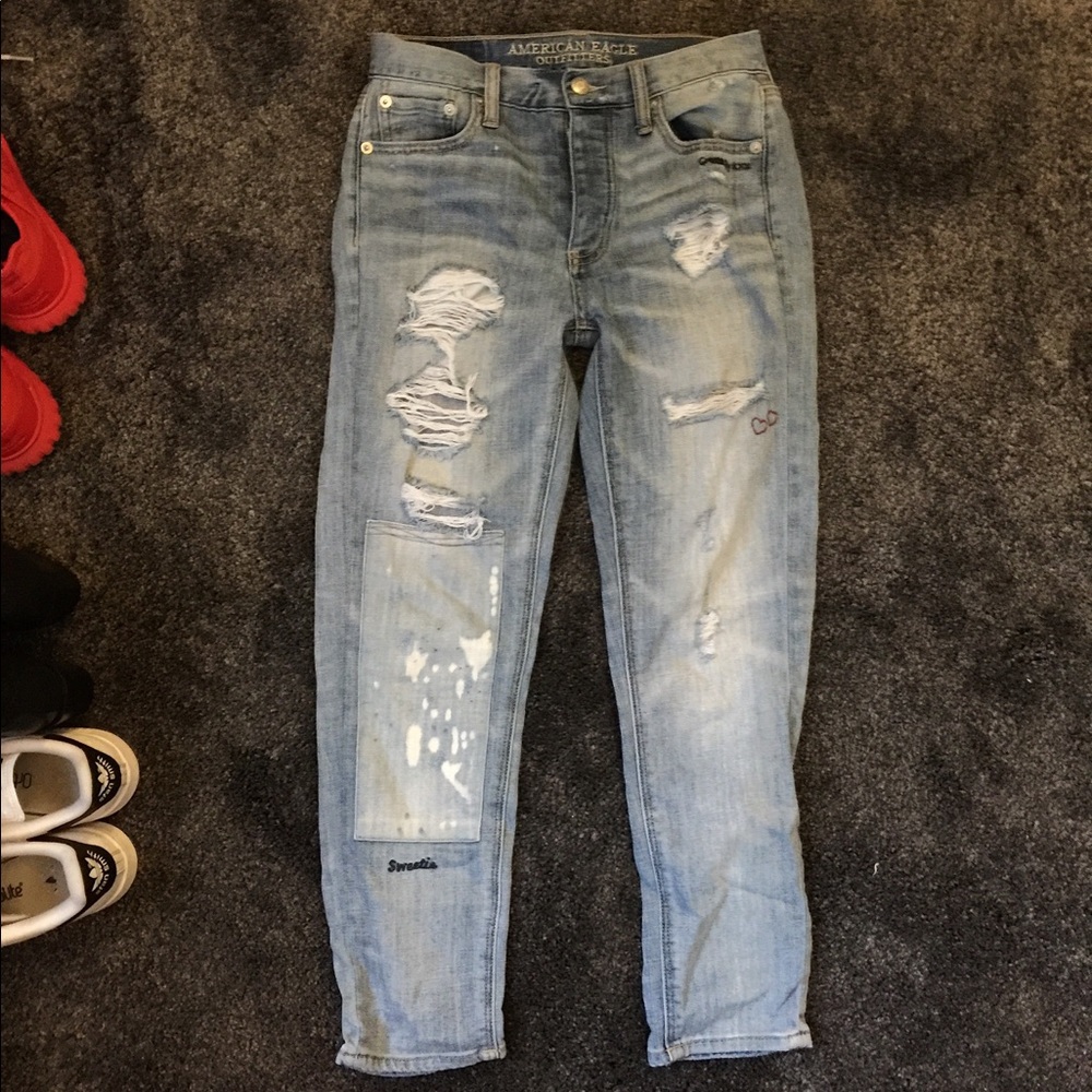 *SOLD*American Eagle Vintage Hi Rise distressed