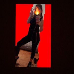 Meet your Posher, Mia