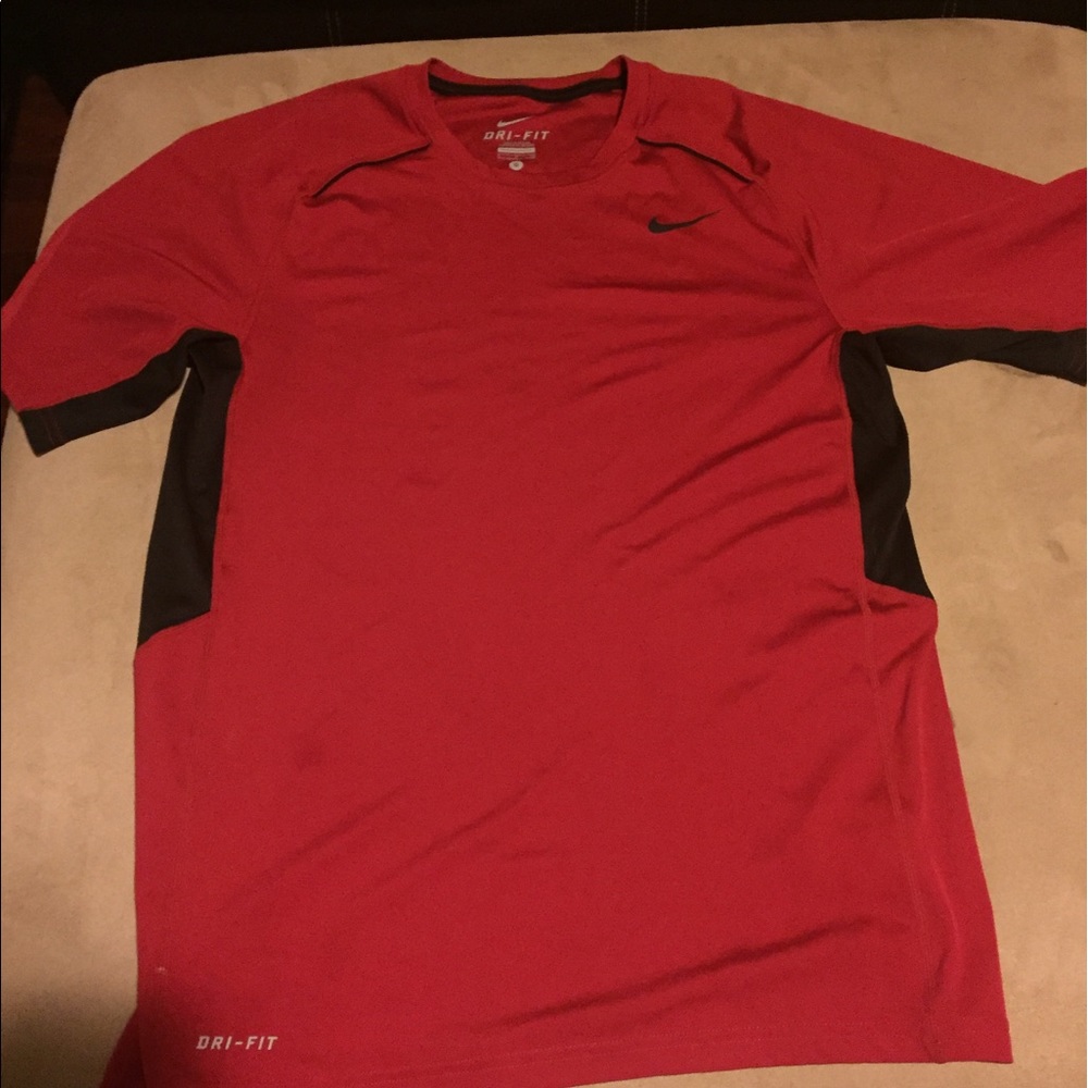 New Nike dry-fit shirt