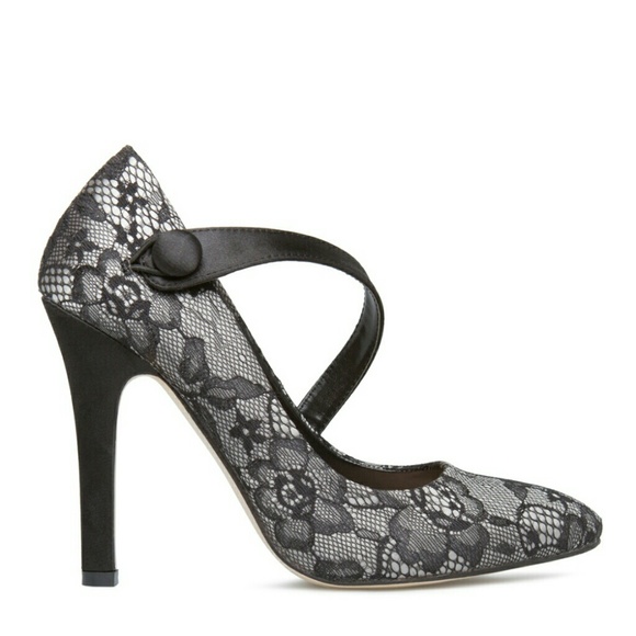 shoedazzle suede boots