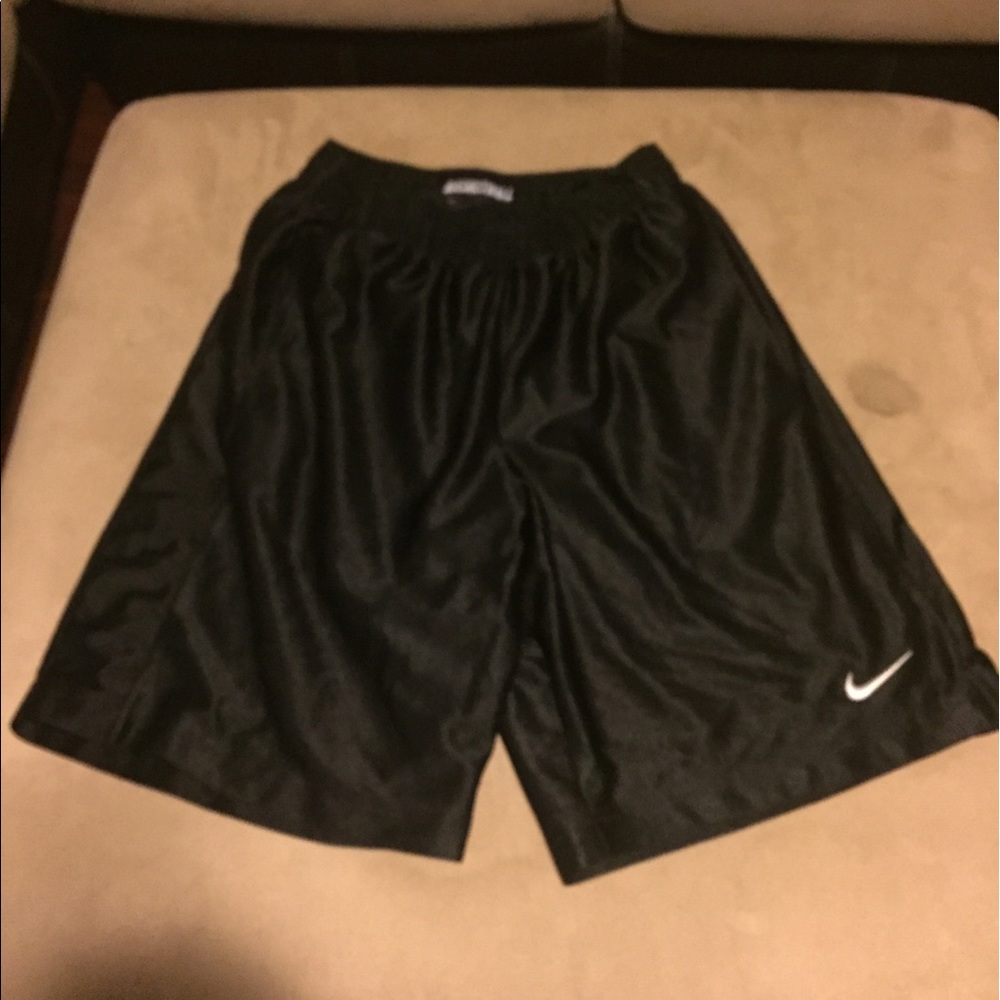 NEW all black Nike shorts