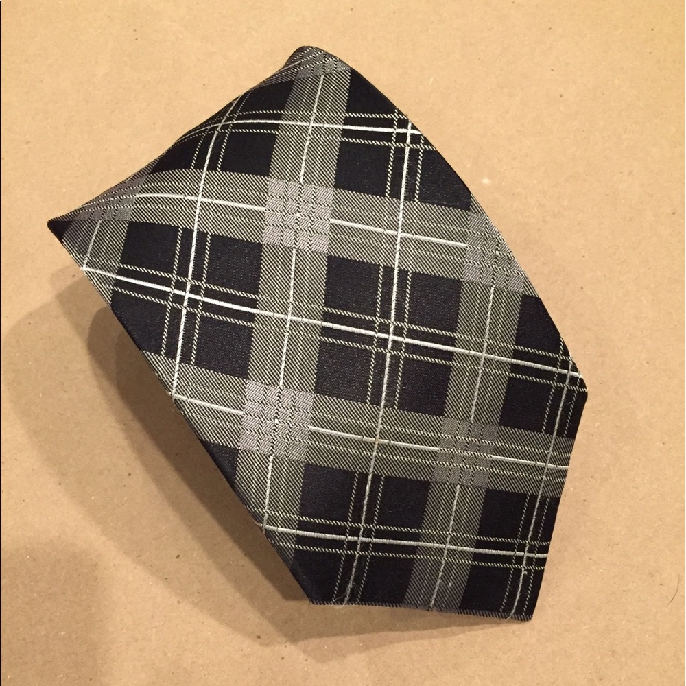 Pierre Cardin 100% Silk Gray Tartan Tie