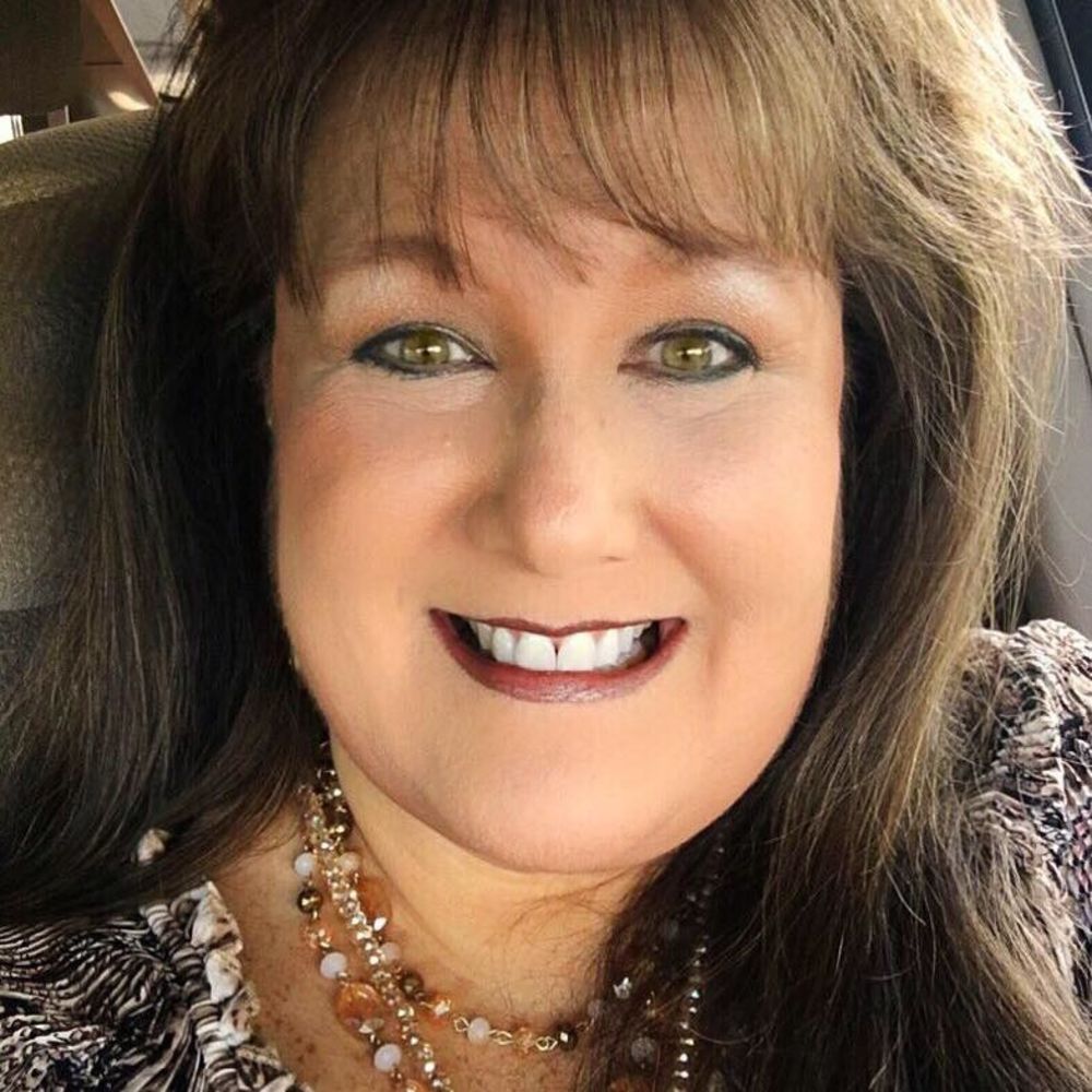Meet your Posher, Sharon