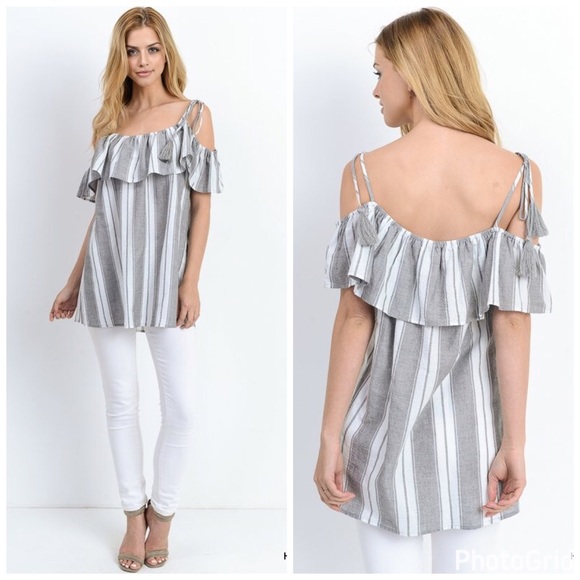 Stunning vertical striped tunic w/self tie tassel - Picture 3 of 4