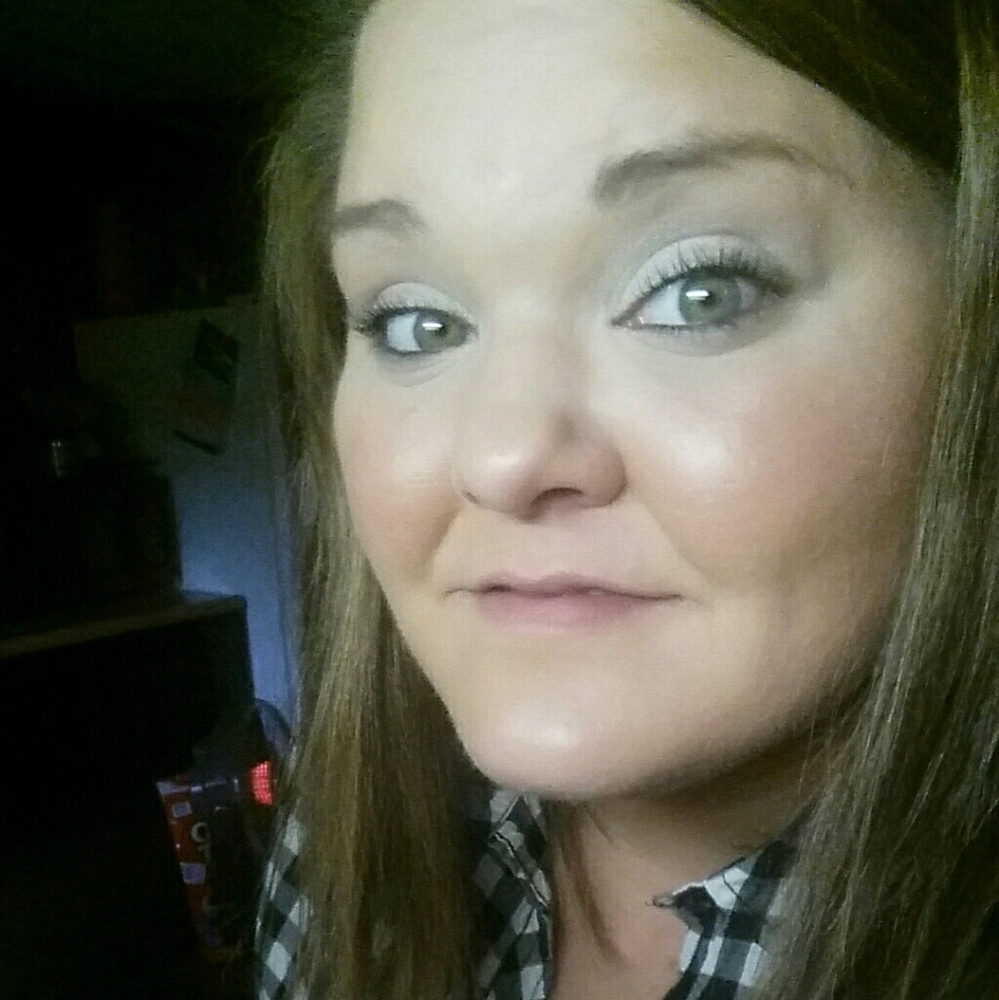 Meet your Posher, Deanna