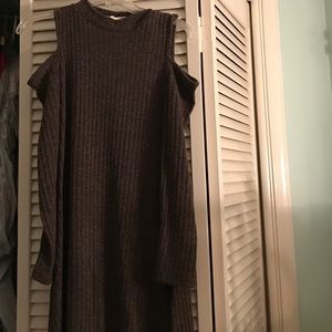 Sweater dress! Perfect for Fall 2017:)