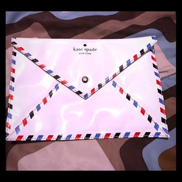 kate spade Handbags - Kate Spade Envelope Clutch