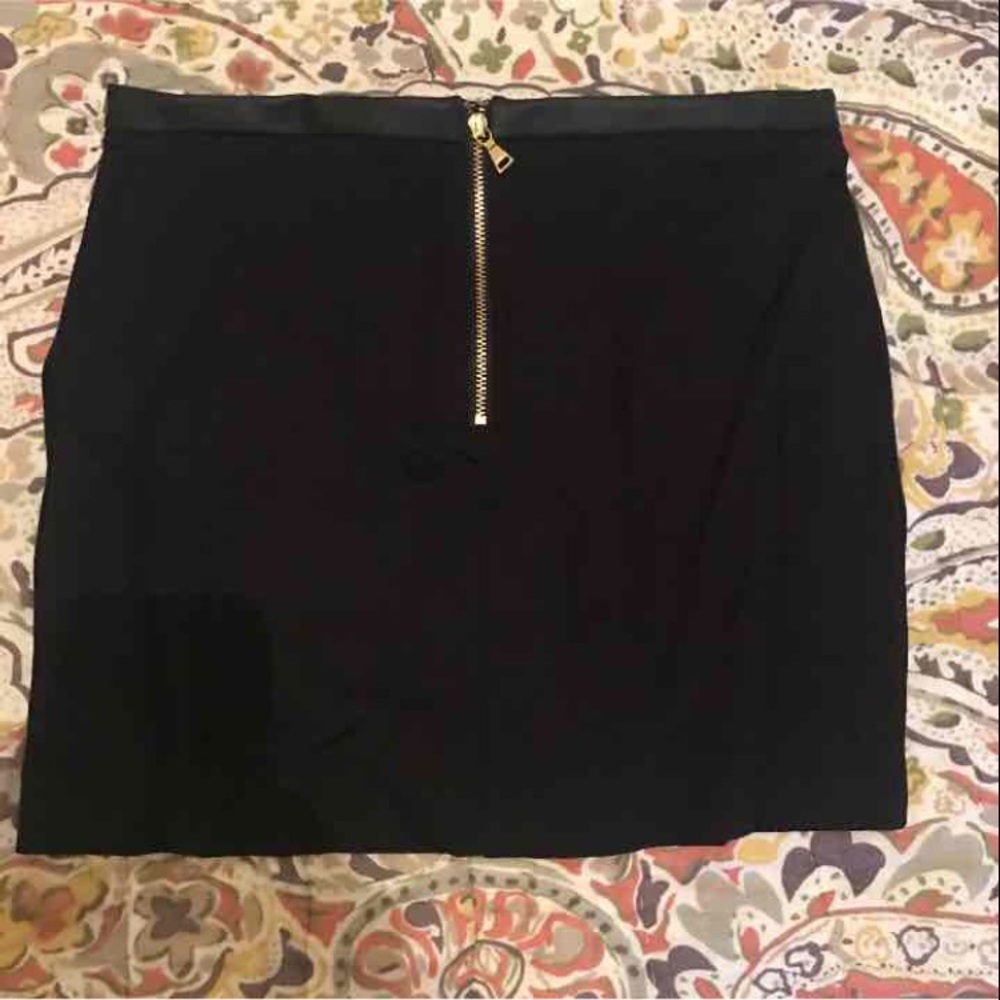 Black mini skirt