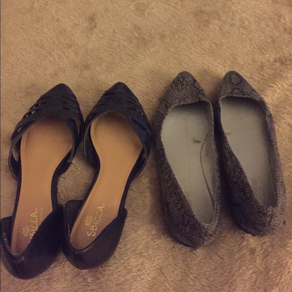 Two pair of flats size 81/2