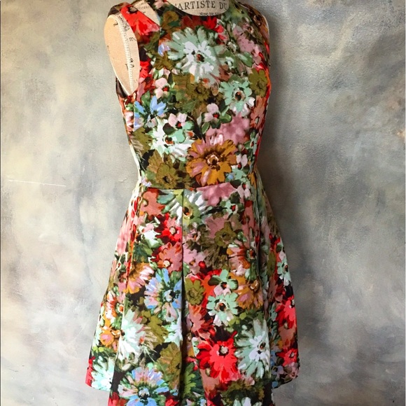 Neiman Marcus Dresses | Host Pick Neiman Marcus Summer Flair Dress