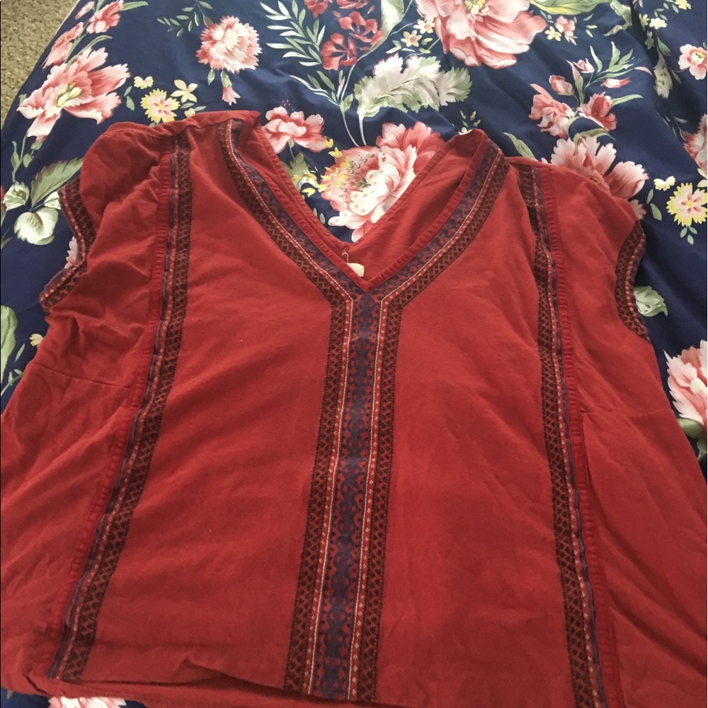 Burnt orange embroiderd madewell brand shirt