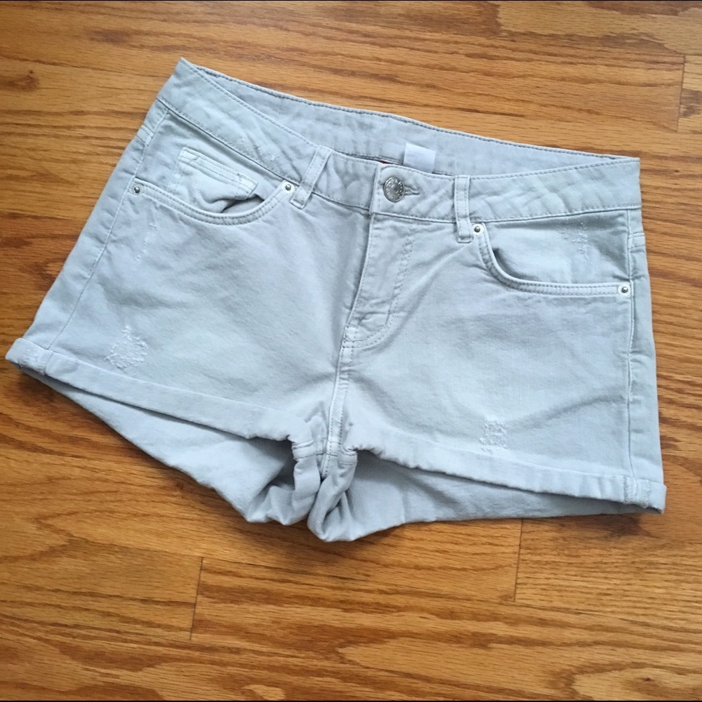 H&M Light Gray Denim Shorts