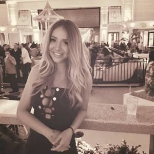 Meet your Posher, Kendall