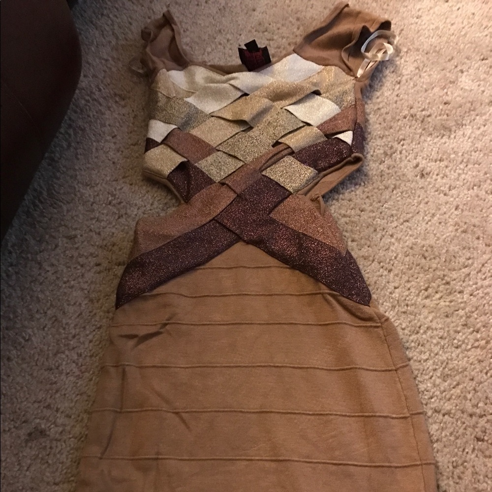 Body con dress 2BEBE