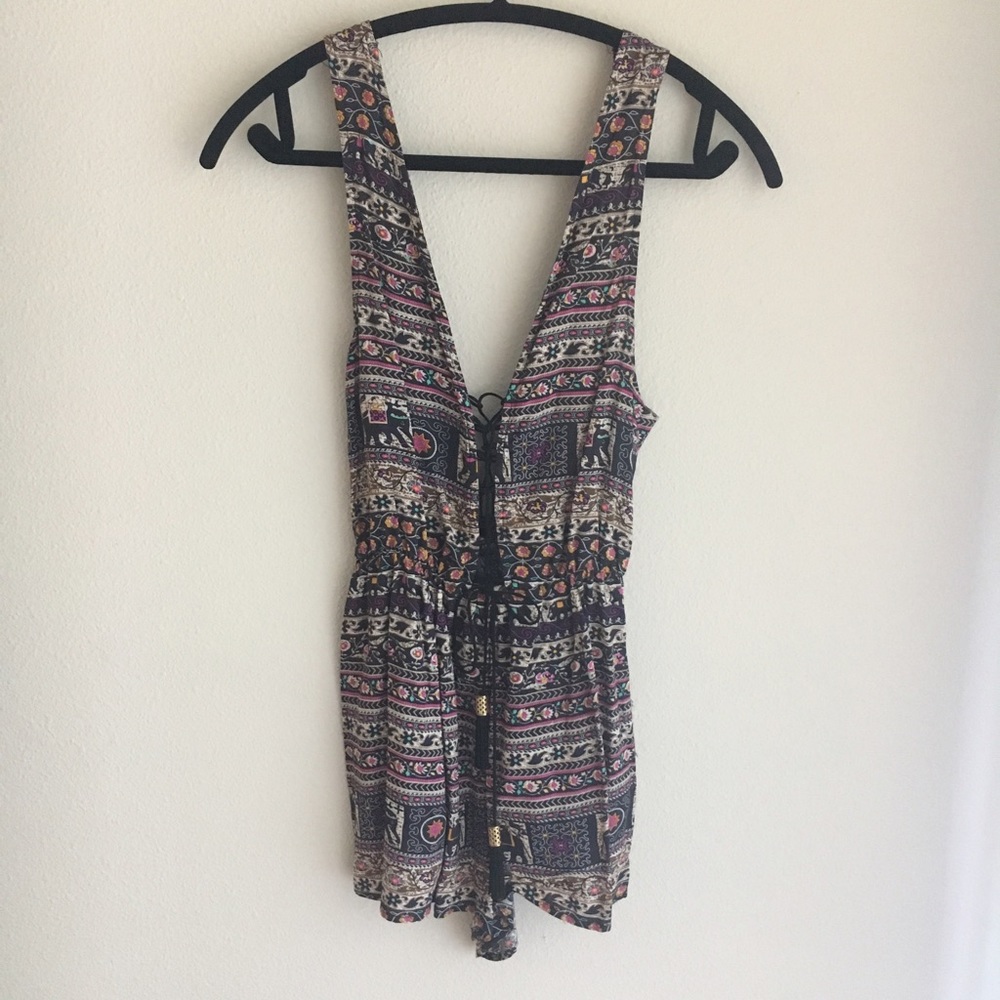 ⚡️lowest⚡️LF lace up tassel tie romper