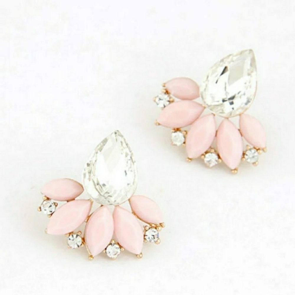 •2 for $15• Flower Drop Earrings - Picture 2 of 7