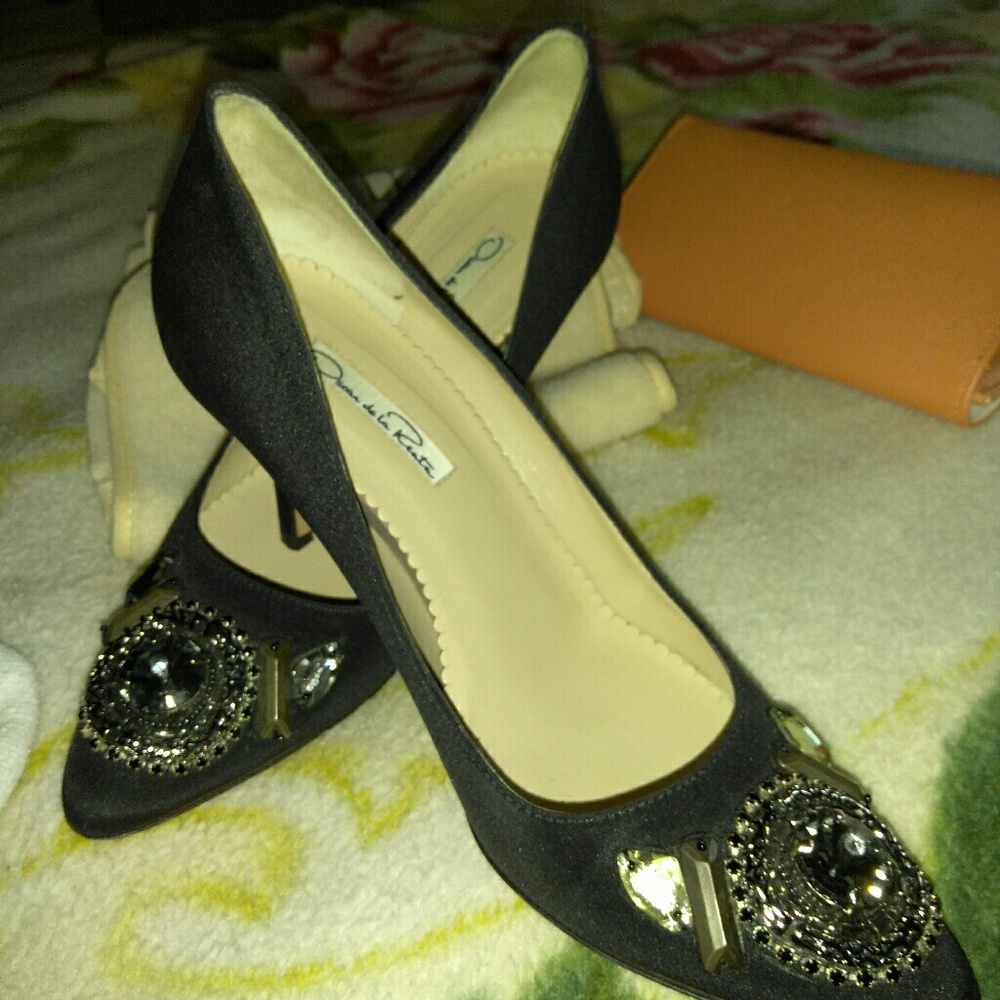 Very cute oscar de la reata