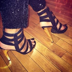 Missguided Black Strappy  Gold Heeled Sandal