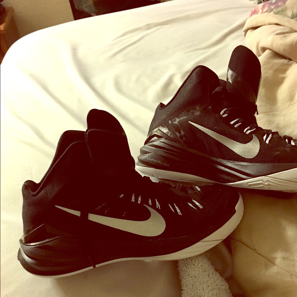 Nike basketball shoes