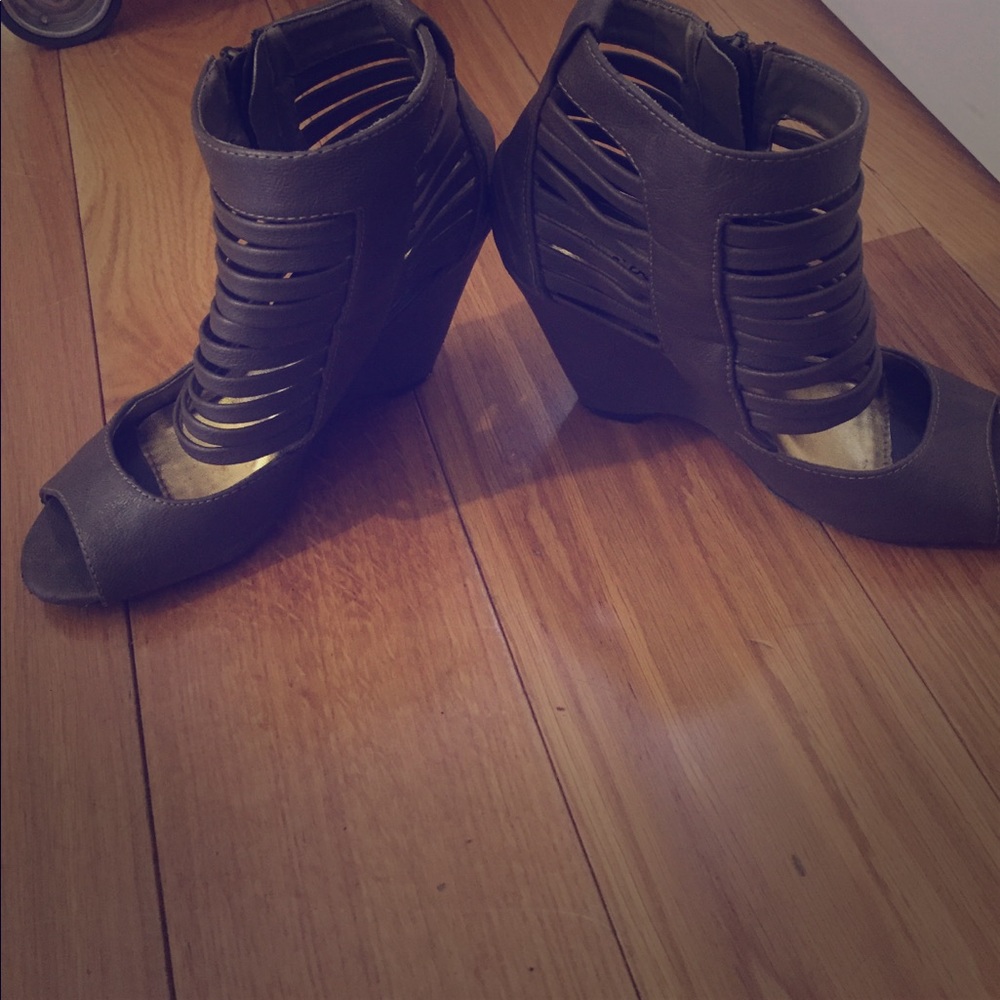 Taupe Peep Toe Cage Wedge