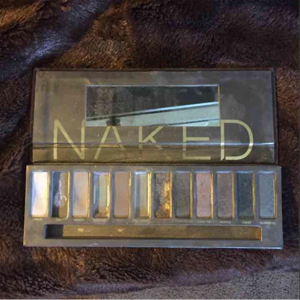 Pre-loved naked pallet