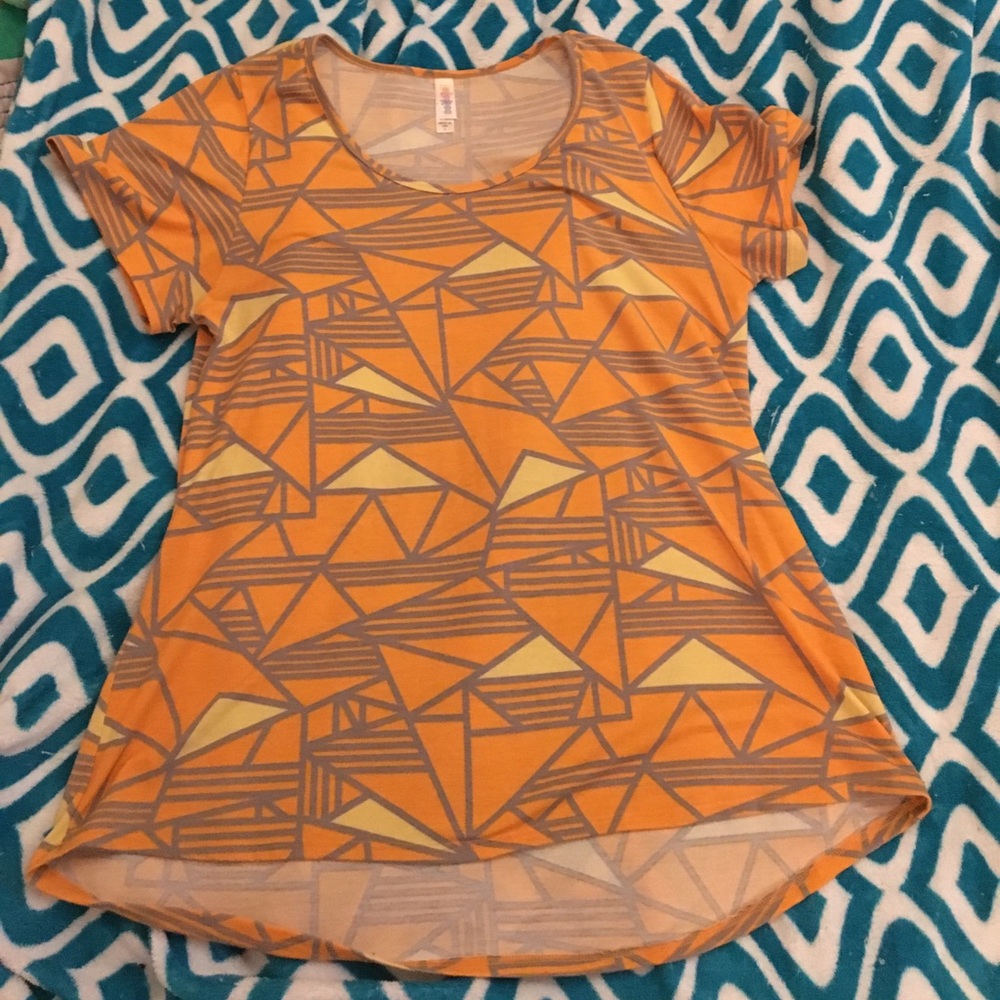 Lularoe Classic T-shirt