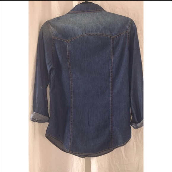 SOLD‼️ Denim Shirt, Size Small - Picture 4 of 4