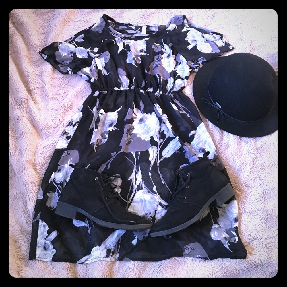 Black Mesh Goth Flower Dress - XS