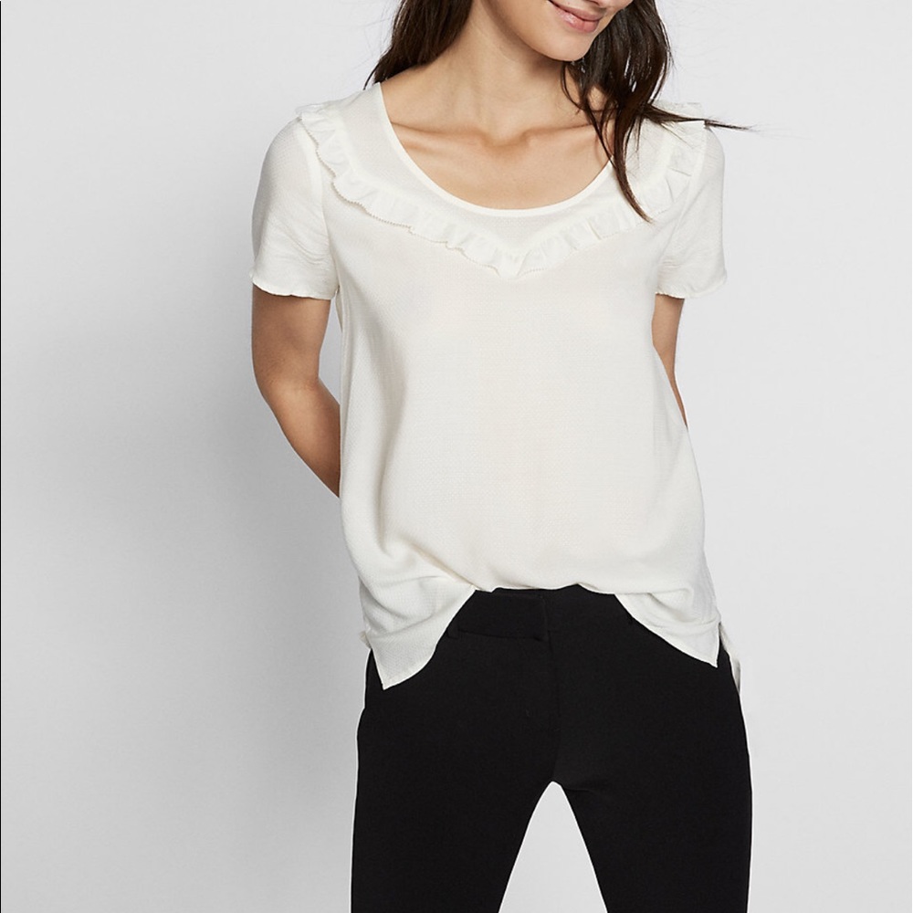 NWT Ruffle Crew Neck Blouse