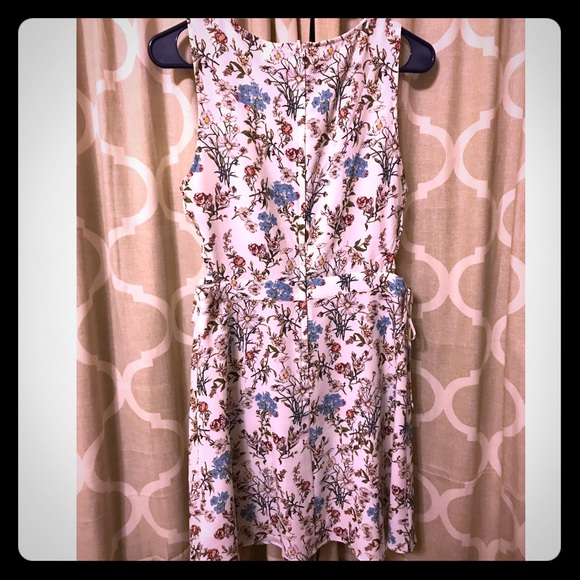 Dress - Picture 1 of 2
