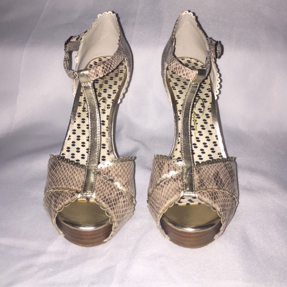 Jessica Simpson size 6 stilettos - Picture 1 of 4