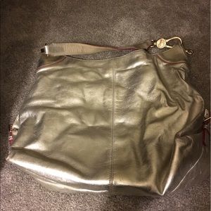 Dooney and Bourke gold Handbag cute!